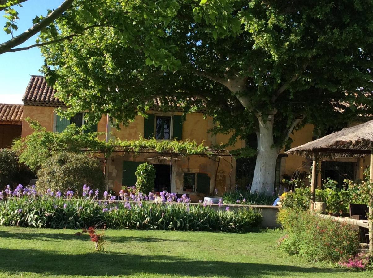 La bergerie de Castellan Bed and Breakfast Verquieres Esterno foto